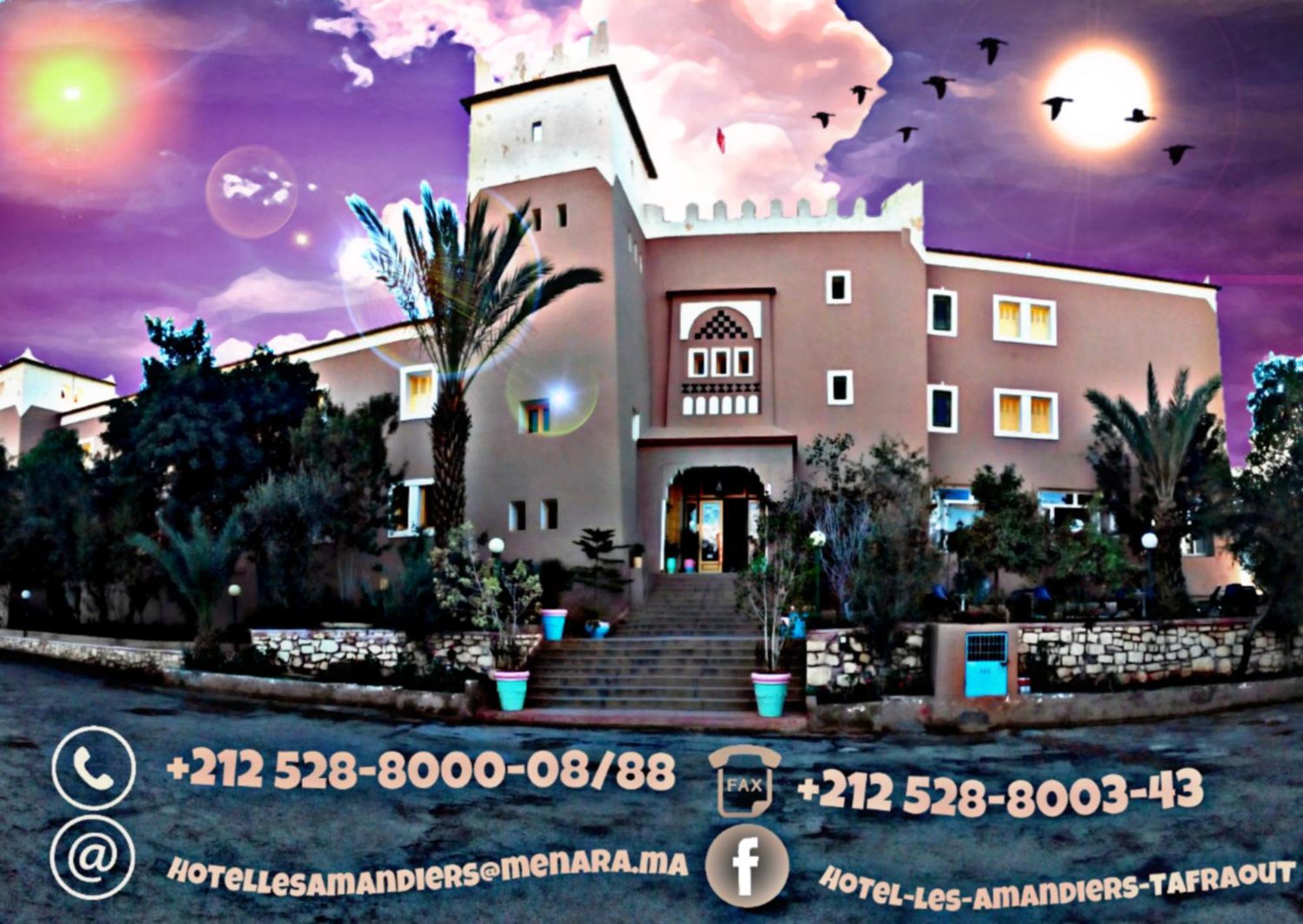 Hotel Les Amandiers Tafraout Exterior foto
