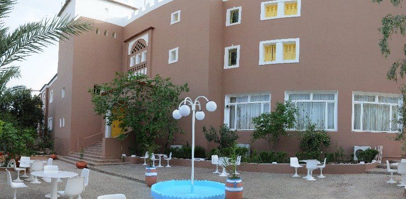 Hotel Les Amandiers Tafraout Exterior foto